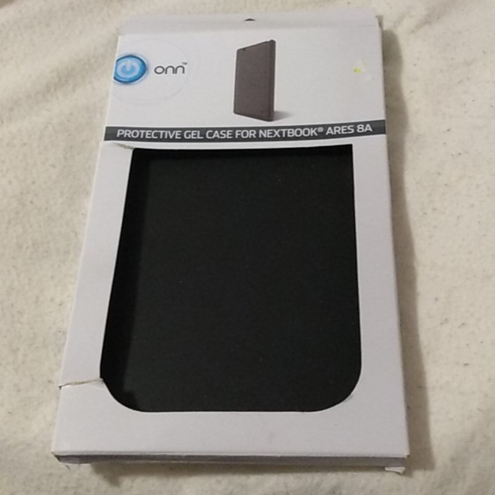 NIB/NIP Protective case Nextbook Ares 8A